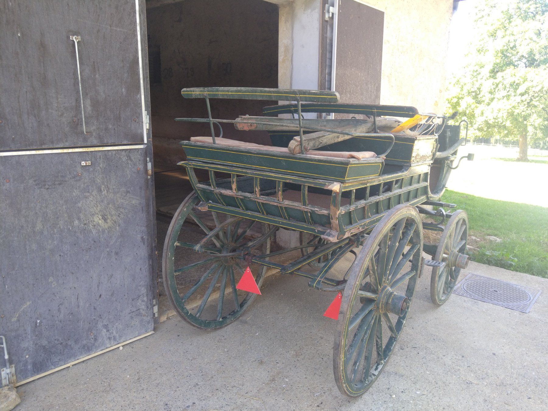 Carrozze: A vendre chart attelage bernois – Usato da Tramelan venduto da and_j8tk 1