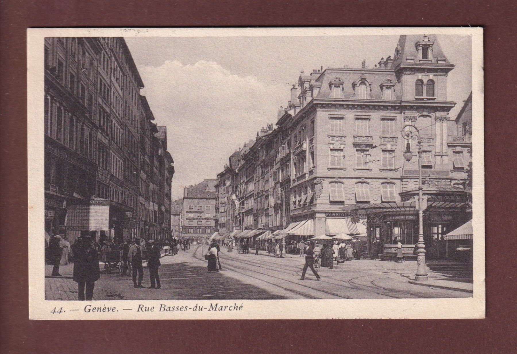 Cartoline postali: GENEVE - Rue Basse du Marché - 1910 – Usato da Pully venduto da nicecards