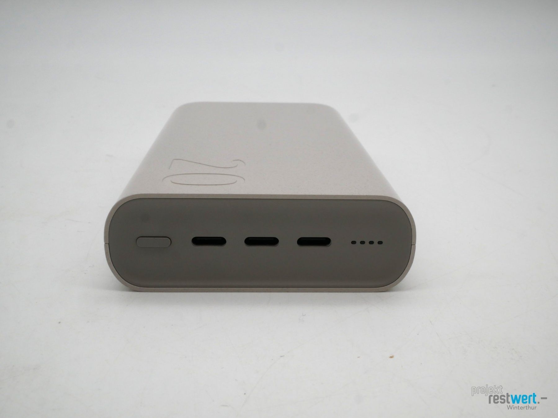 Samsung Akkus: SAMSUNG Powerbank beige – Neu (gemäss Beschreibung) aus Winterthur von Restwert_Winterthur