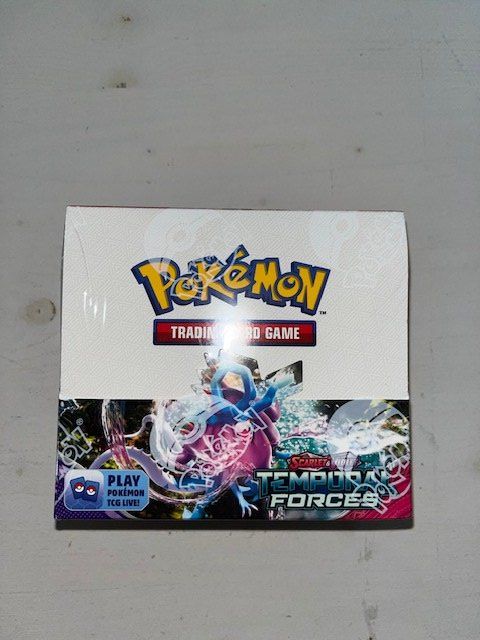 Pokémon Carte collezionabili: Temporal Forces Booster Box (eng) POKEMON – Nuovo e nell'imballaggio originale da Ueberstorf venduto da SpeedyBoat