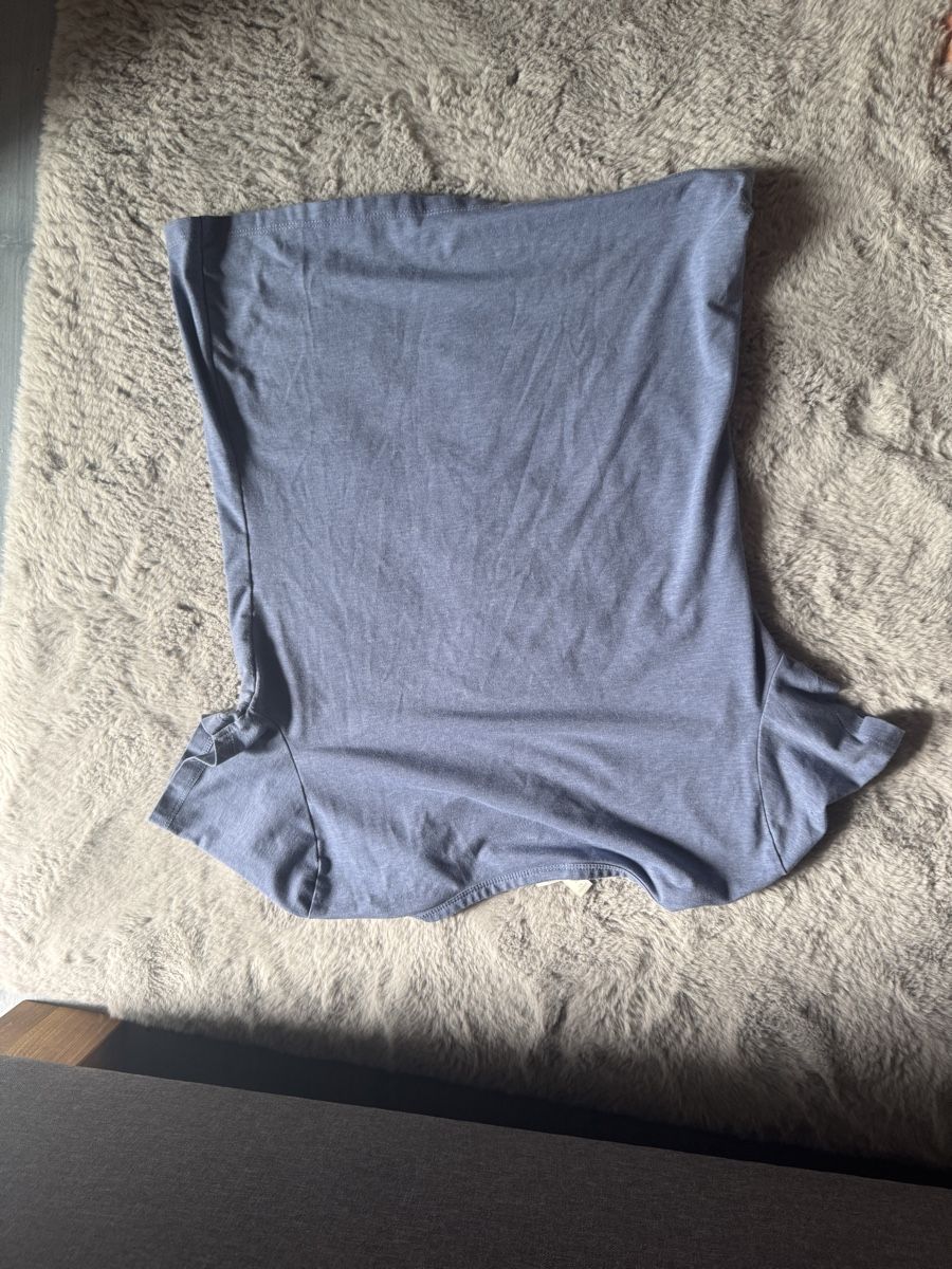 H&M T-shirts: Blaues Basicshirt – Neuf (Voir description) à Wallisellen par car_w72g