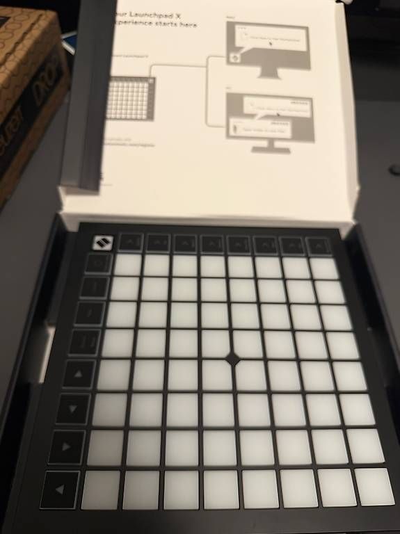 Novation Musikinstrumente: Novation LaunchPad X - neu – Neu (gemäss Beschreibung) aus Sigriswil von owlman 1