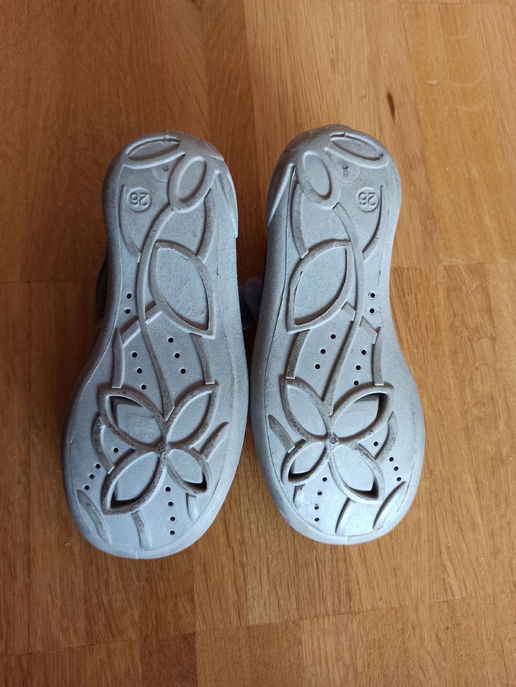 Scarpe per ragazze: Mädchen Richter Finken Gr 26 – Usato da Allschwil venduto da lau_lvl5 1