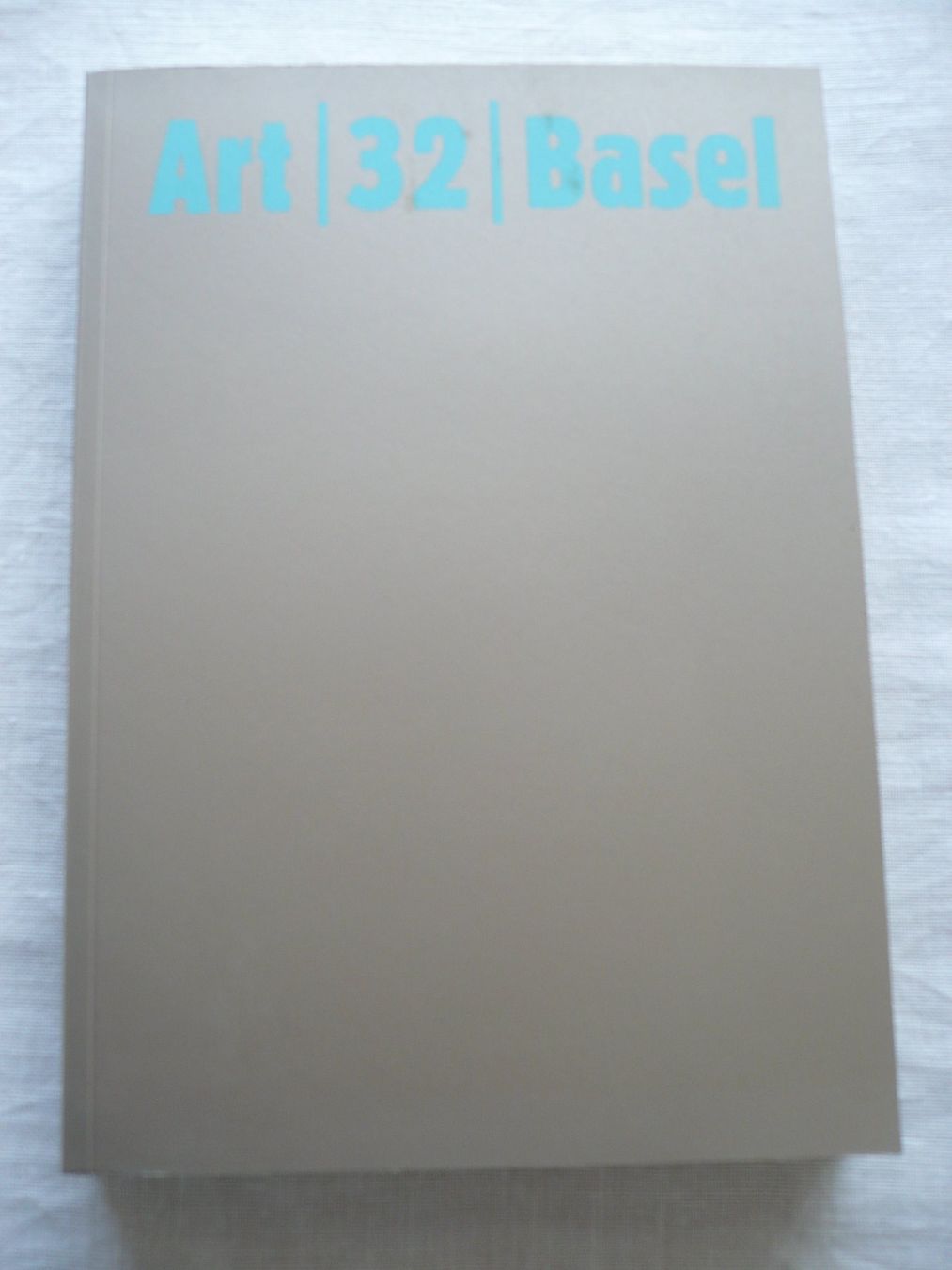 Bücher: ART 32 Basel 2001 Katalog – Gebraucht aus Zürich von saltandpepper008