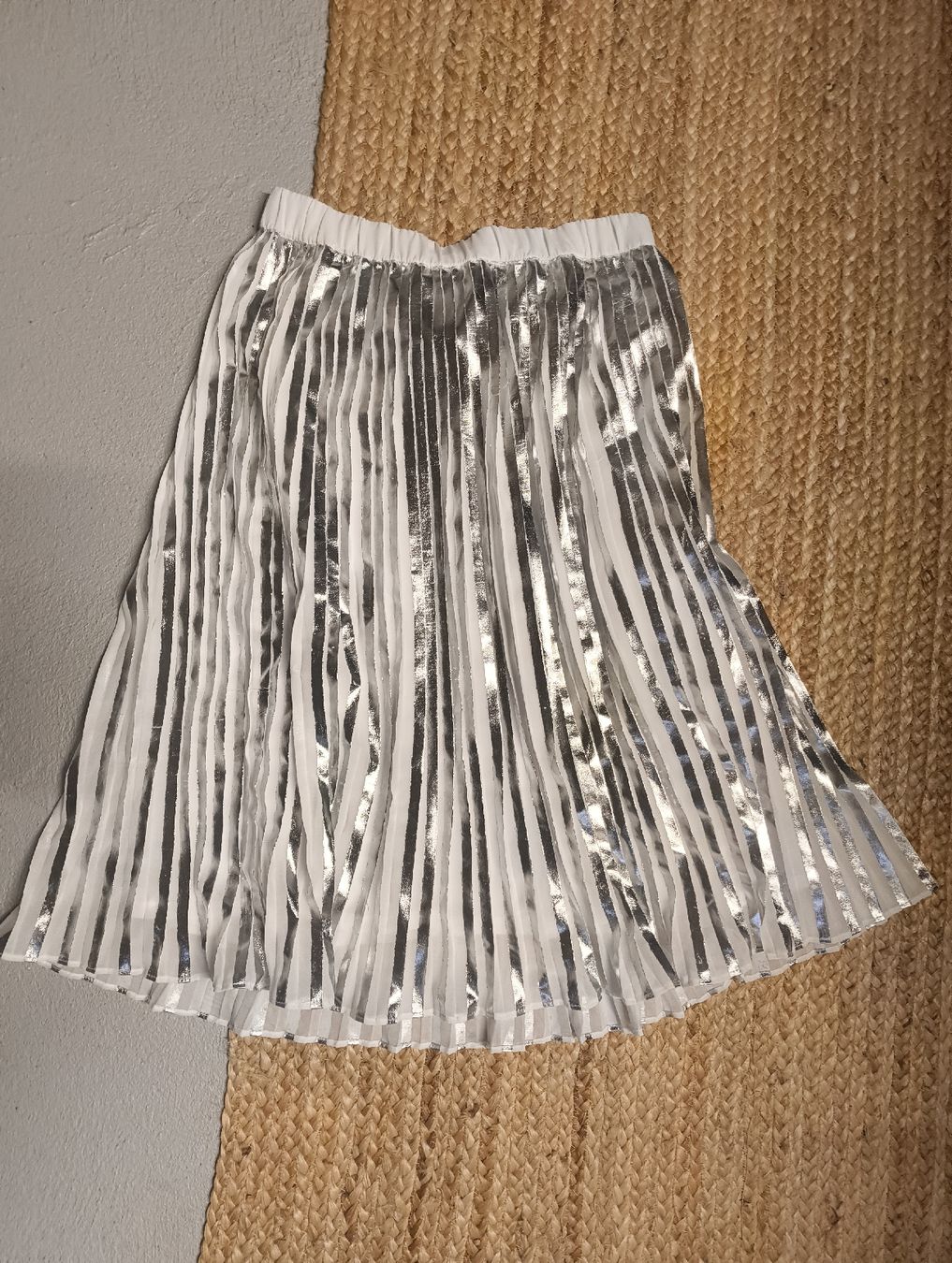 Gonne: Catherine Malandrino Designer Rock – Nuovo e nell'imballaggio originale da Stein am Rhein venduto da DaOhana