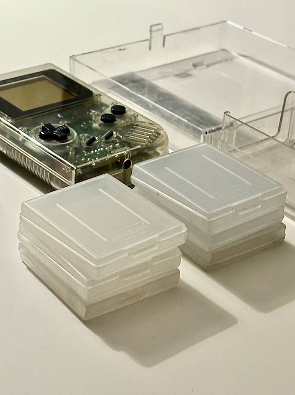 Nintendo Console: GAMEBOY, DMG-01, TRANSPARENT, CRYSTAL CASE, GAME-CASES – Usato da Dachsen venduto da Sven_Jasper 2