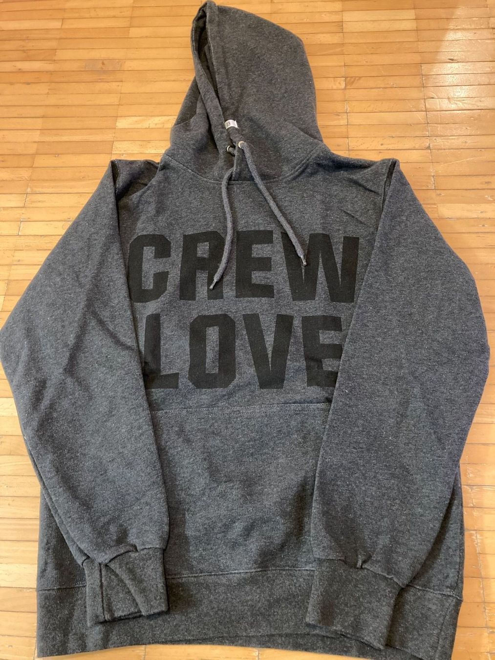 Pullover & Sweatshirts: Hoodie DRM TM CREW LOVE – Gebraucht aus Flawil von bridge28