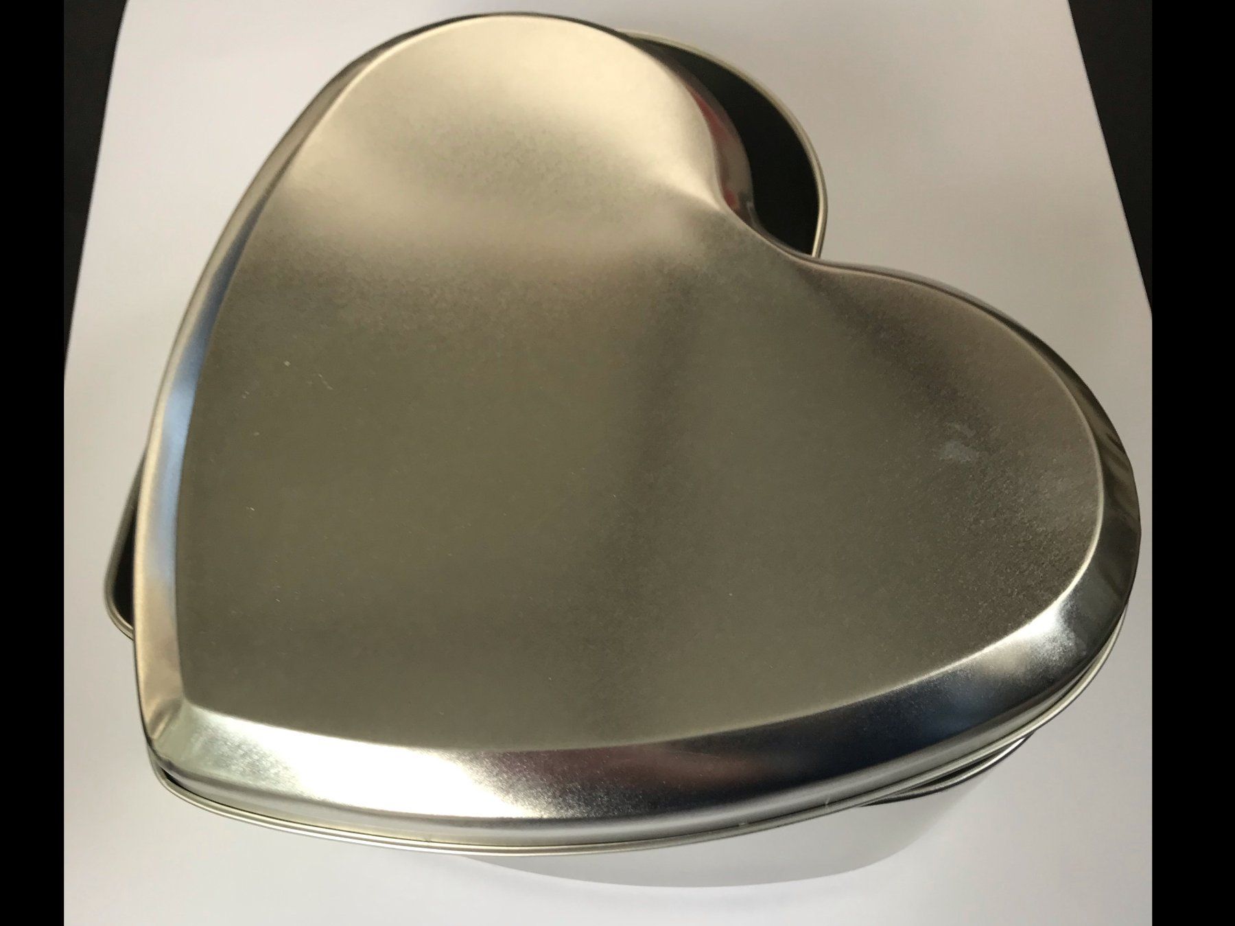Kit bricolage: Guetslibüchse in Herzform aus Metall / NEU – Nuovo e nell'imballaggio originale da Dürrenäsch venduto da Didaedi