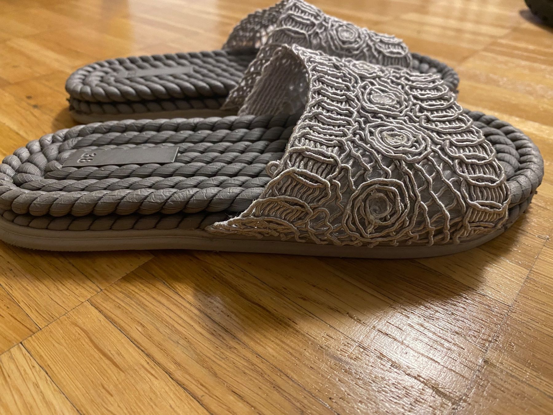 Scarpe da donna: sandale – Usato da Winterthur venduto da EasyRS