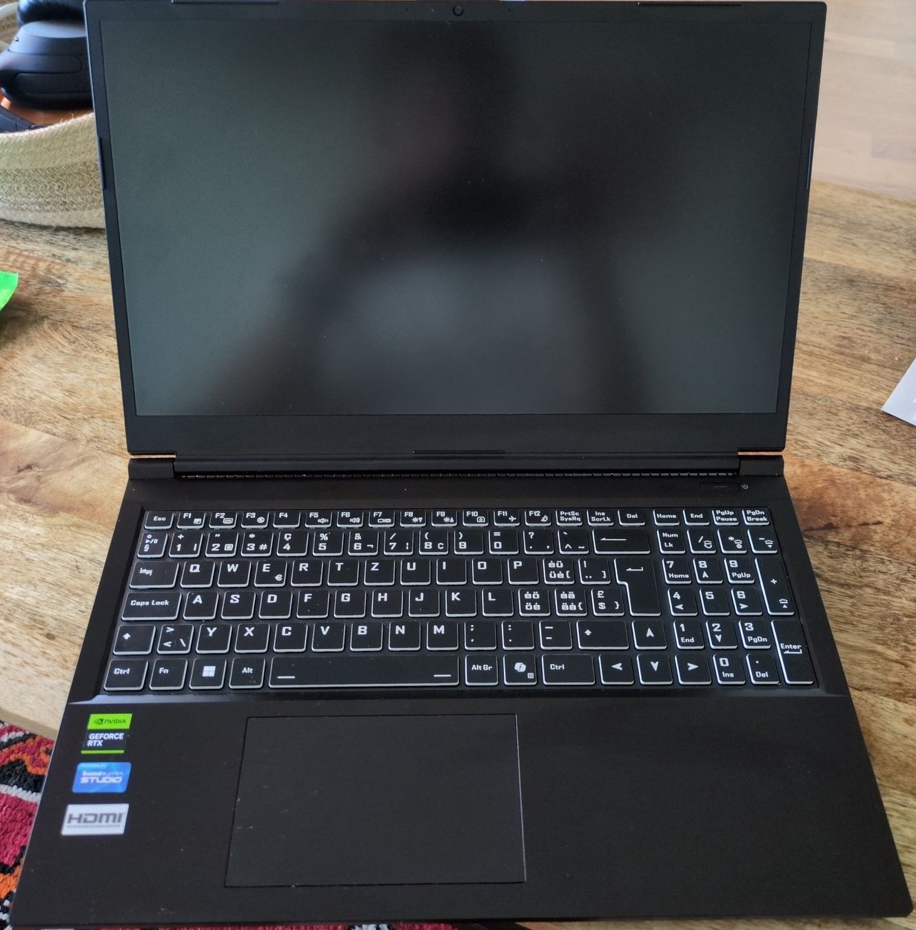Notebooks: pcspecialist gaming Elimina Core i7 RTX 3050 – Neu (gemäss Beschreibung) aus Neuchâtel von Cafeine