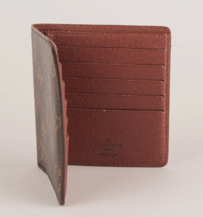 Louis Vuitton Portafogli: Portefeuille vertical Monogram Louis Vuitton – Usato da Delémont venduto da Le38.shop 3