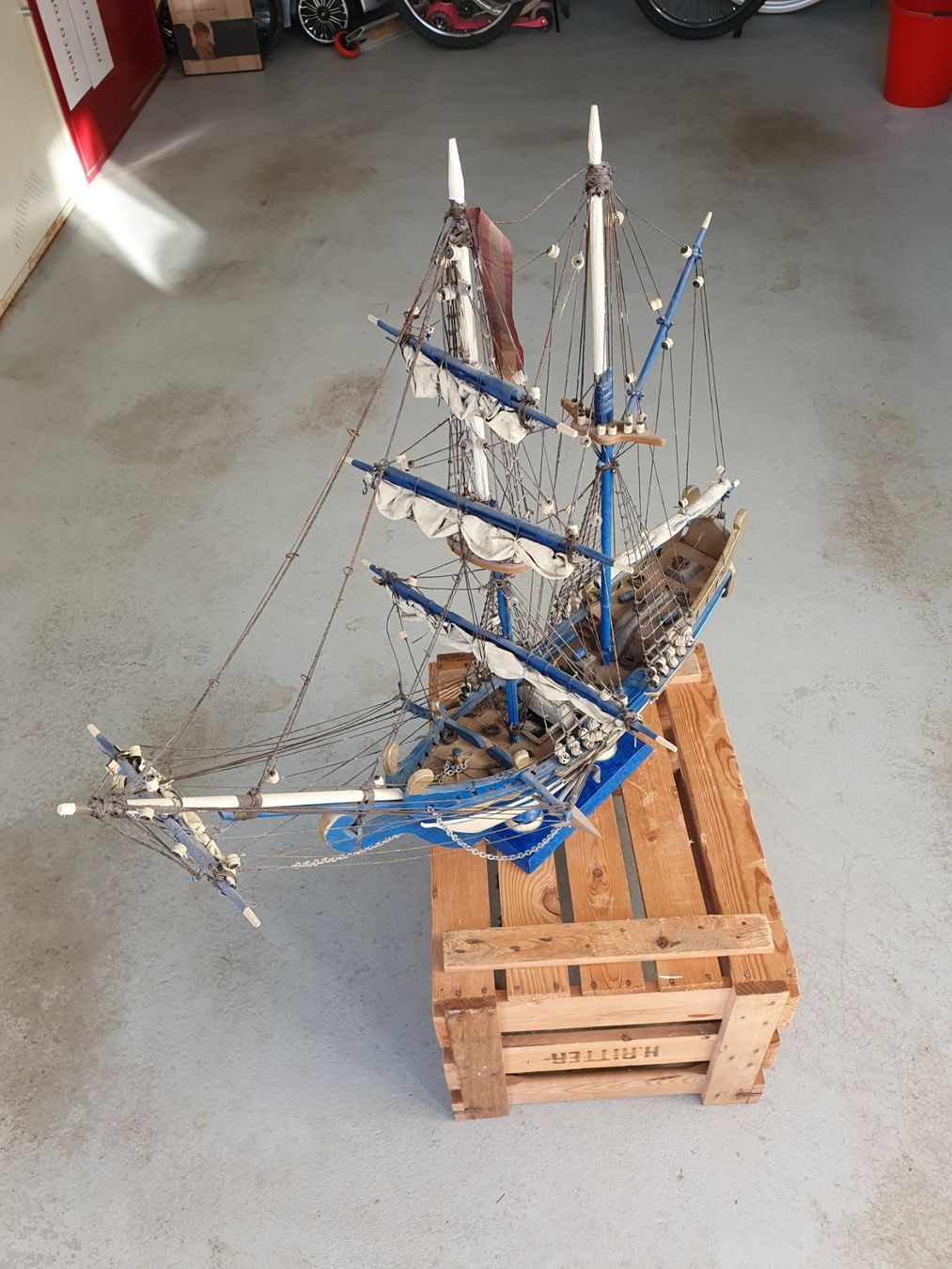 Kit di modellismo & Modellini statici: Segelschiff Modell – Usato da Triesen venduto da platzproblem1 2
