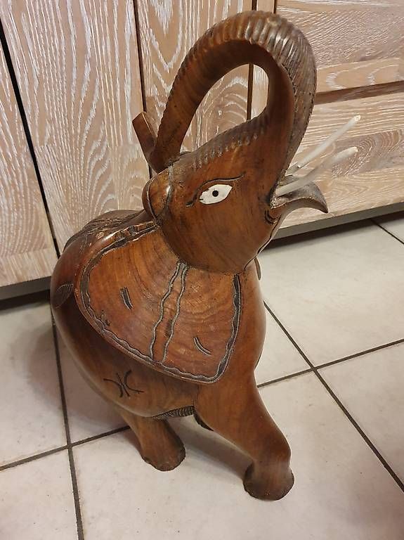 Statuette: Eléphant en bois – Usato da La Chaux-de-Fonds venduto da Titine28 1
