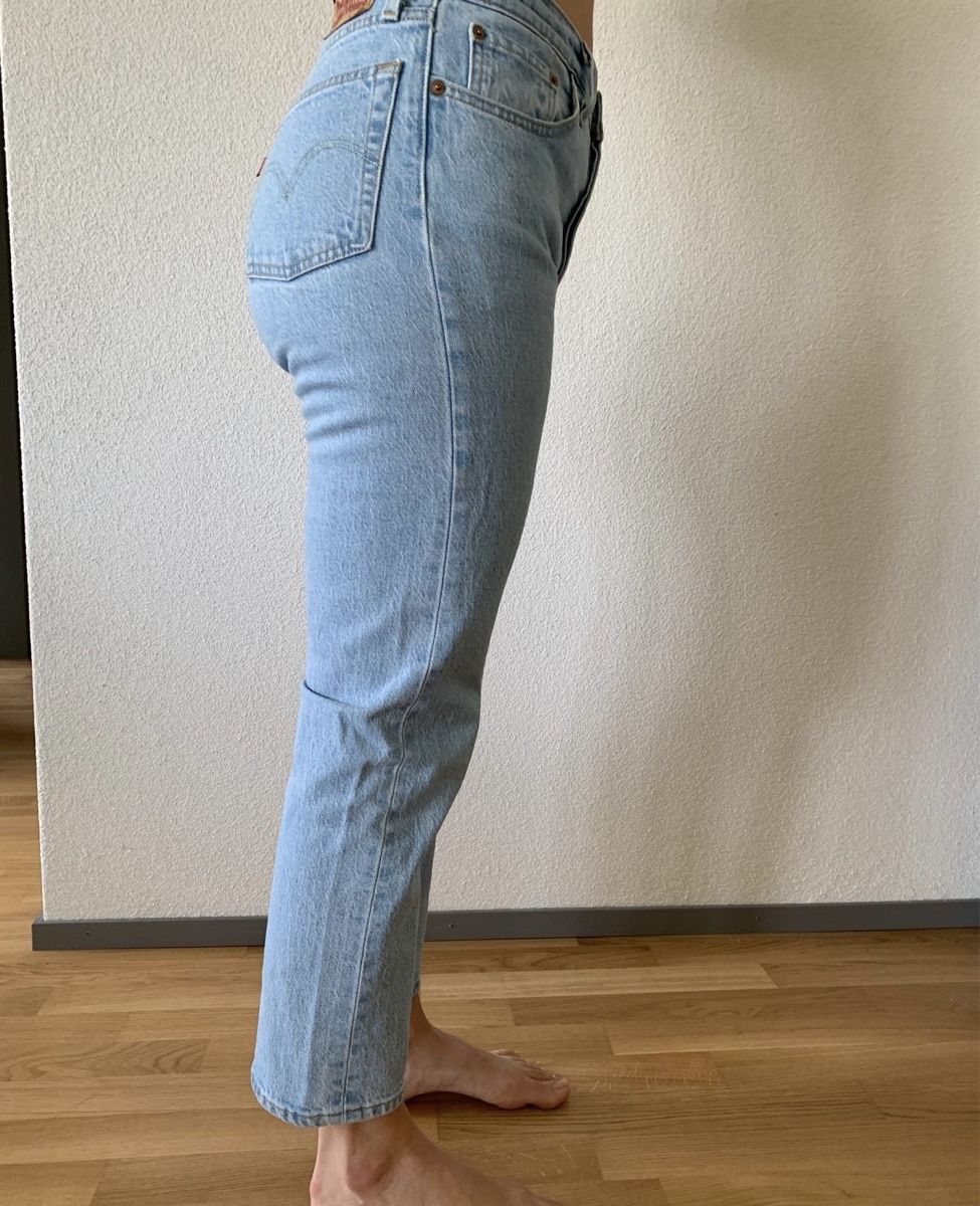 Jeans: Levi’s light jeans – Usato da Zürich venduto da sch_775c 1
