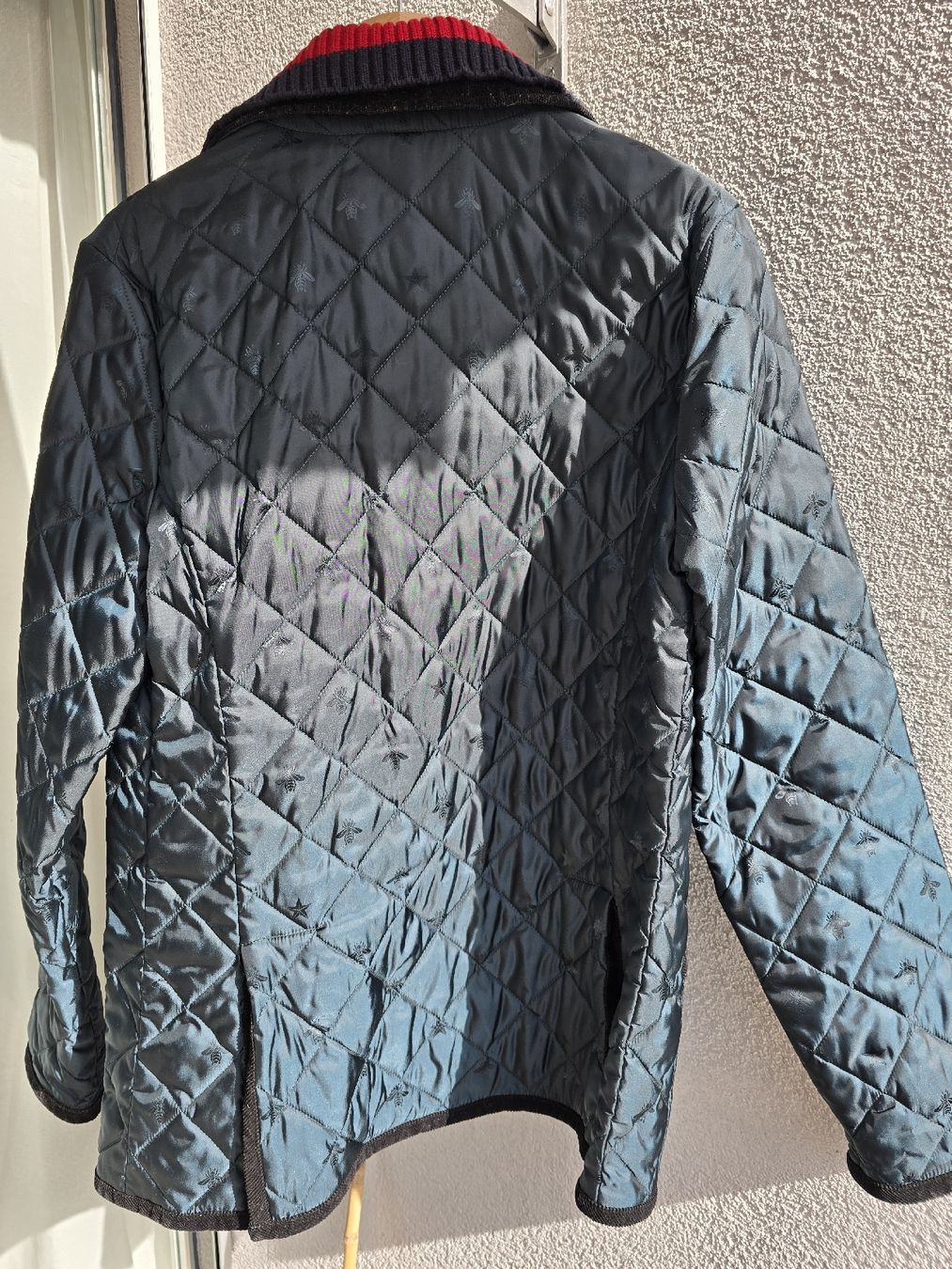 Gucci Jacken: Gucci Steppjacke schwarz mit Logo Patch Grösse 48 – Neu (gemäss Beschreibung) aus Winterthur von AJ2323 3