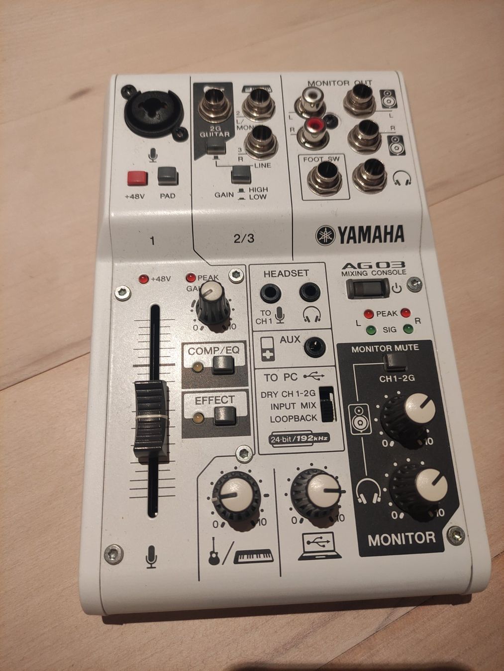 Yamaha Console di mixaggio: Yamaha AG03 Mixer – Usato da Cham venduto da cgroove 1