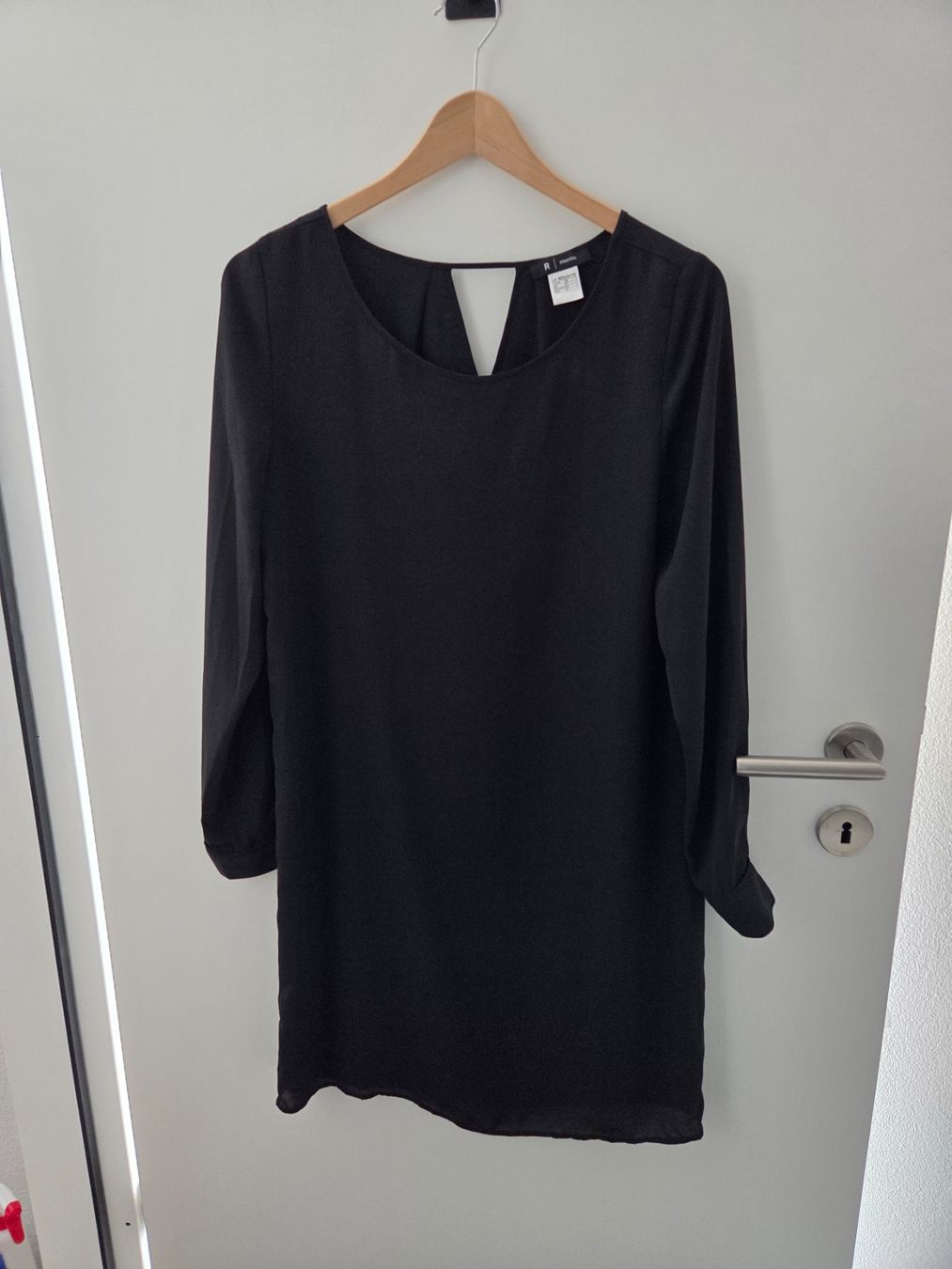 La Redoute Vestiti: Schwarzes Langarmkleid Gr. 34 – Nuovo (secondo la descrizione) da Kriens venduto da ..stx..