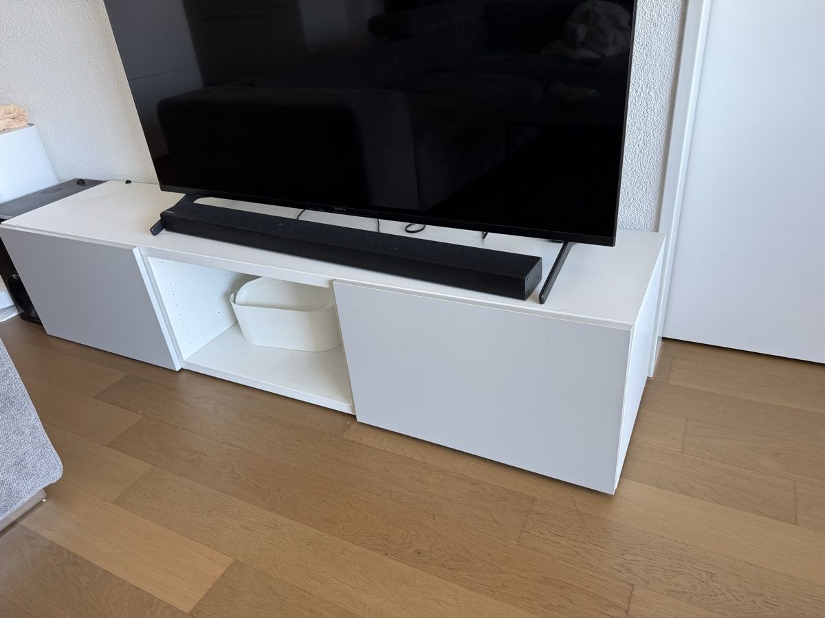 Mömax TV Möbel: TV möbel – Neu (gemäss Beschreibung) aus Suhr von naomau