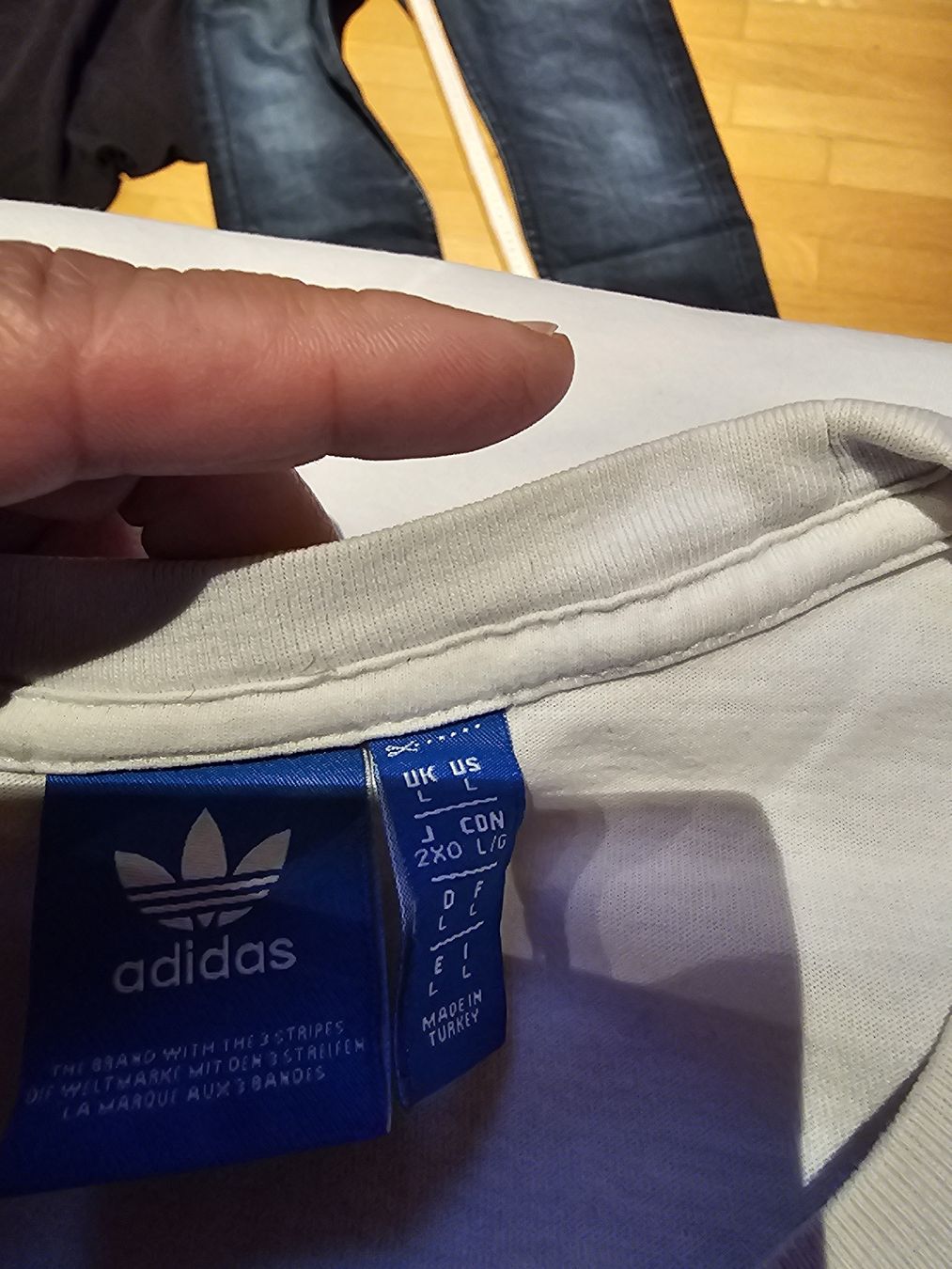 Lotti di vestiti: jeans Raw und 2 Shirts gr.M – Usato da Ferden venduto da jemyce 6