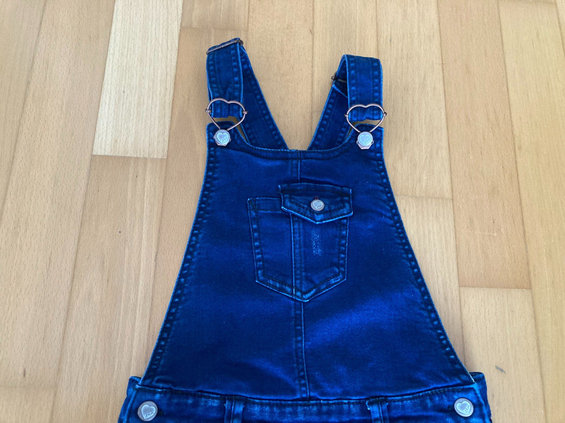 S.Oliver Vestiti & Gonne: Jeans-Latzkleid von "s.Oliver" – Usato da Muttenz venduto da Juvenile33 1