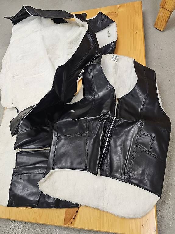 Gilets & Westen: Div. Gilet da cantiere misura S – Gebraucht aus Giubiasco von ton_vpl7 2