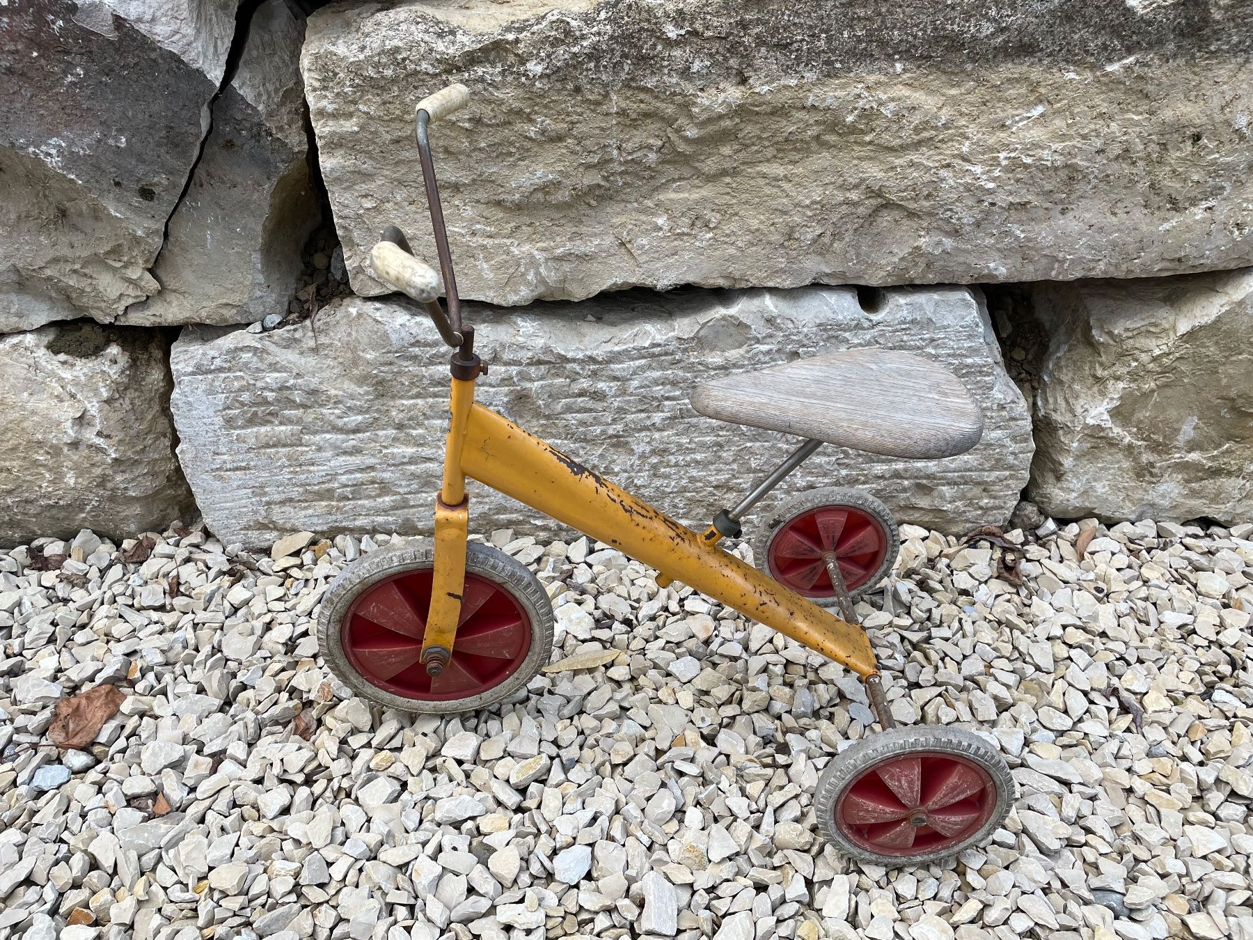 Fahrzeuge für Kinder: altes KEMP Dreirad – Gebraucht aus Neunkirch von autoscooter57