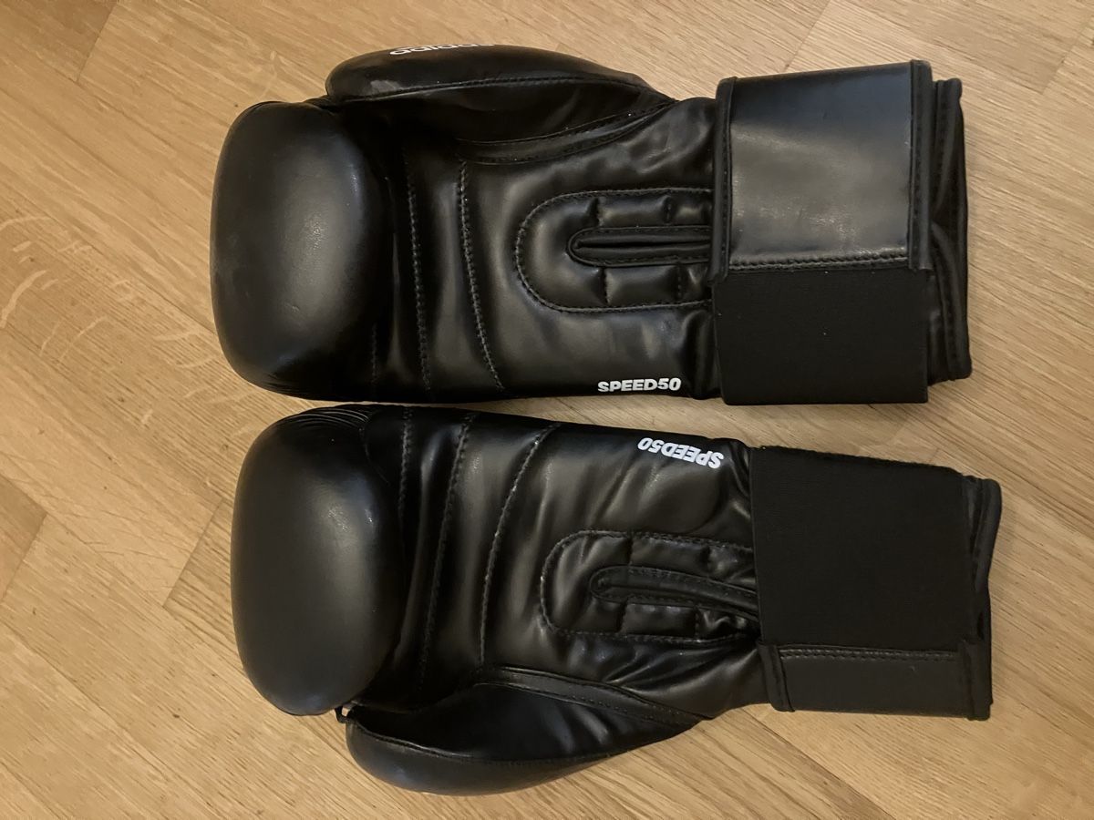 Sacchi da boxe: Adidas Boxsack Set mit Handschuhen – Nuovo (secondo la descrizione) da Uster venduto da mat_x7g6 2