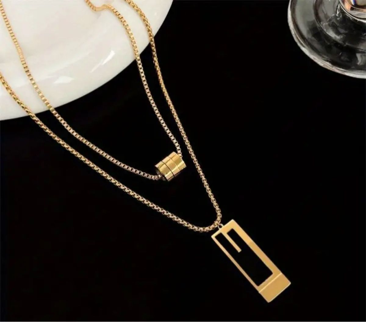 Catenine: Elegante Doppelkette Gold Titanium  Neu – Nuovo e nell'imballaggio originale da Oberwangen TG venduto da Bash-B 4