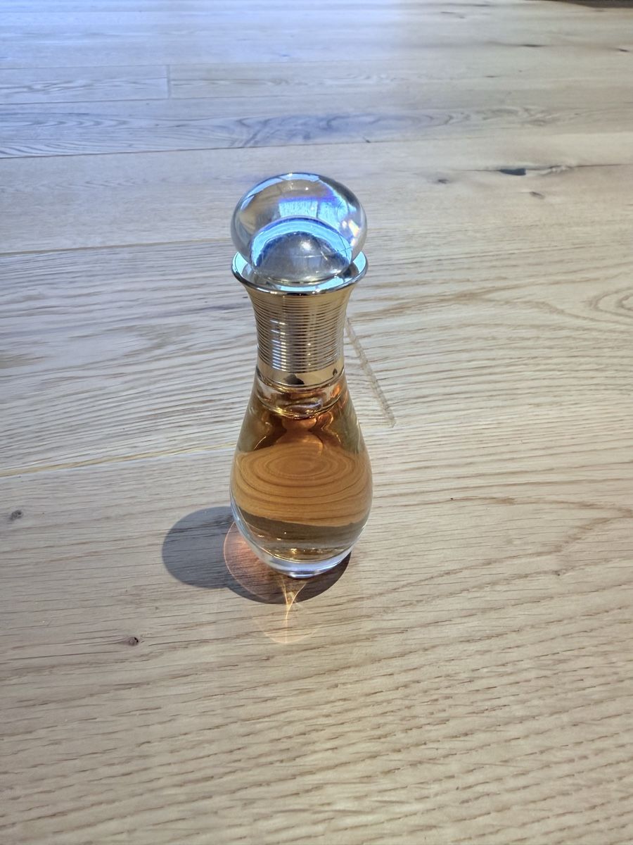 Dior Profumi & Eau de Toilette: Dior J'adore Roller-Pearl Eau de Parfum 20ml – Usato da Malans GR venduto da amalie94