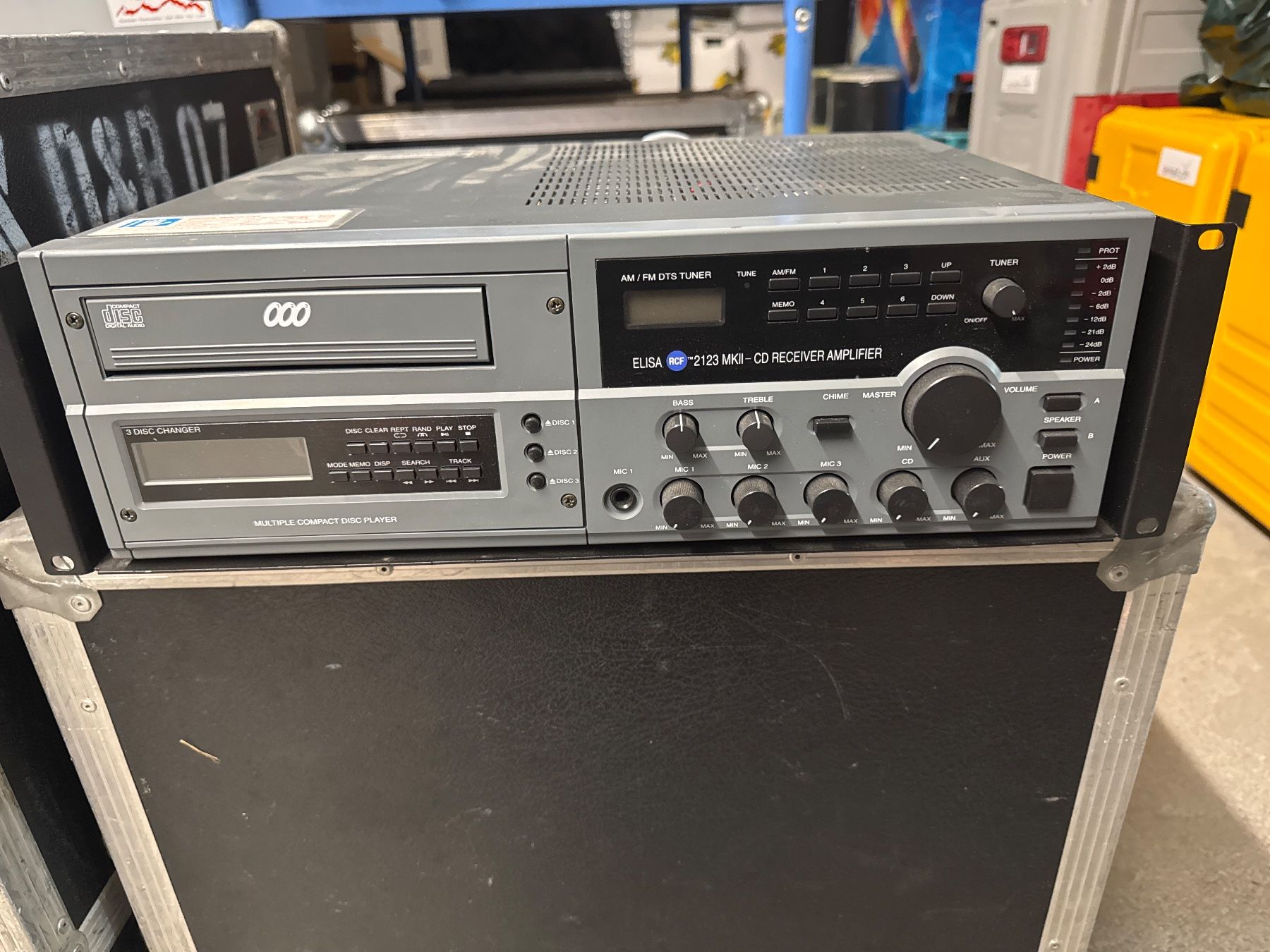 Amplificatori: RCF ELISA 2123 MKII CD Receiver Amplifier – Usato da Oberdorf NW venduto da AndotechnicsGmbH
