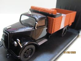 OPEL BLITZ 3.5 TON. OFFENE  BRÜCKE  BRAUN  1:43  CITY