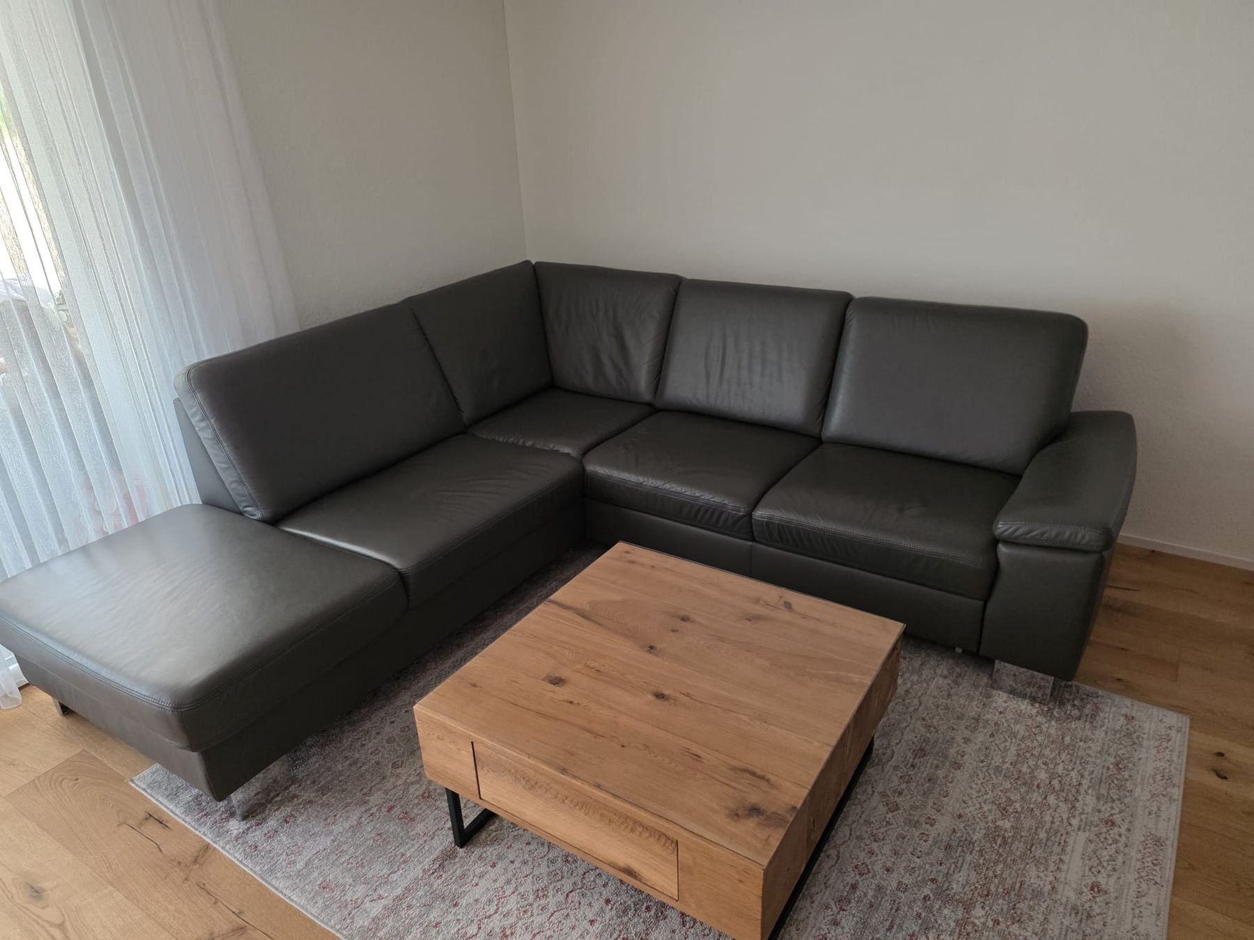 Sofas: Sofa mit Bettfunktion – Gebraucht aus Triengen von FIA2022