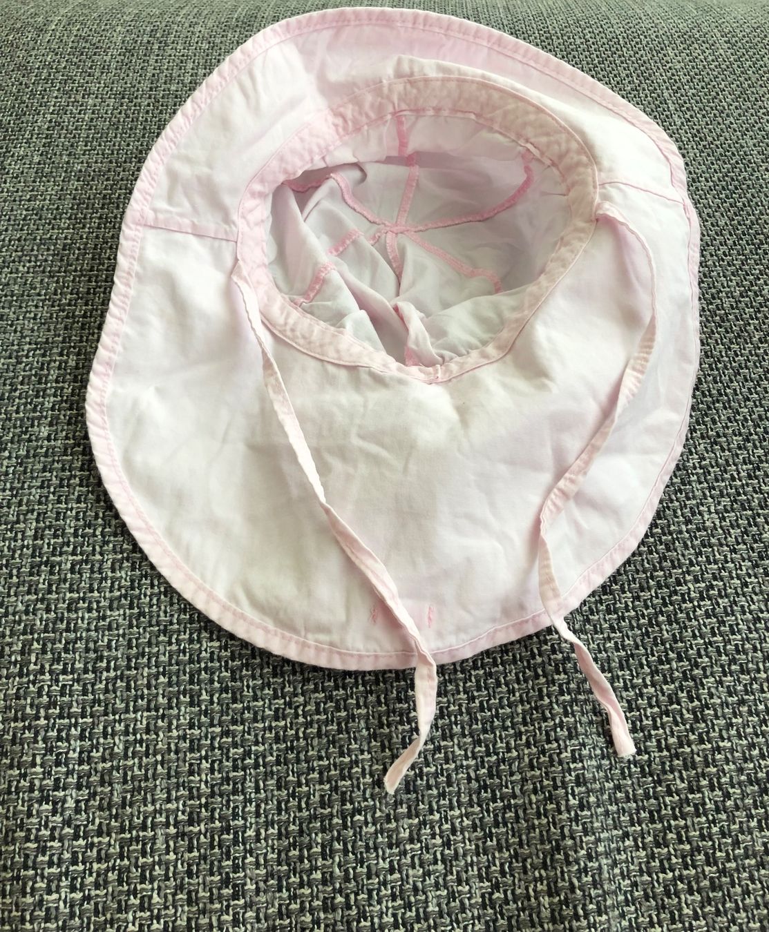 Berretti & Sciarpe: Rosa Baby Sonnenhut, Gr. ? – Usato da Langnau am Albis venduto da snla_scc9 2