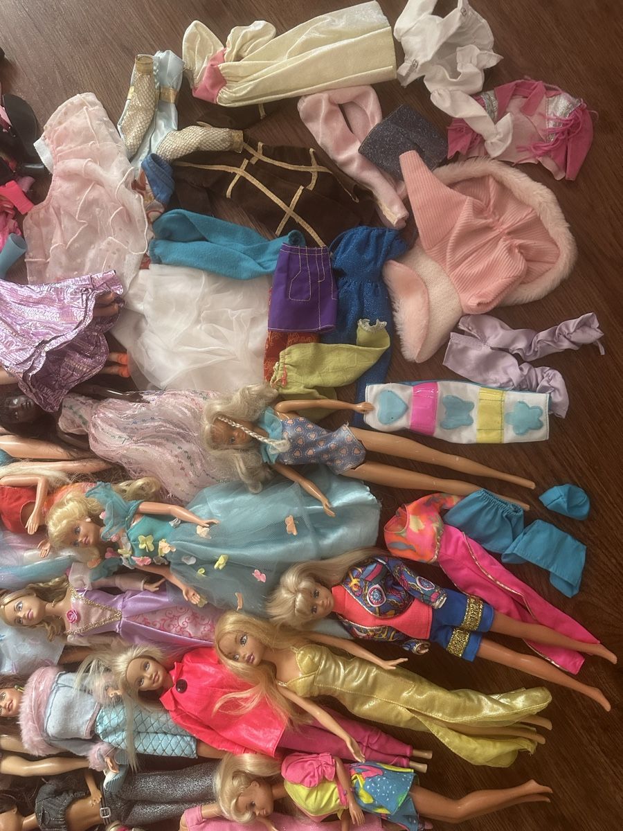 Poupées: Barbies  – D'occasion à Herbriggen par Sehrazade 6