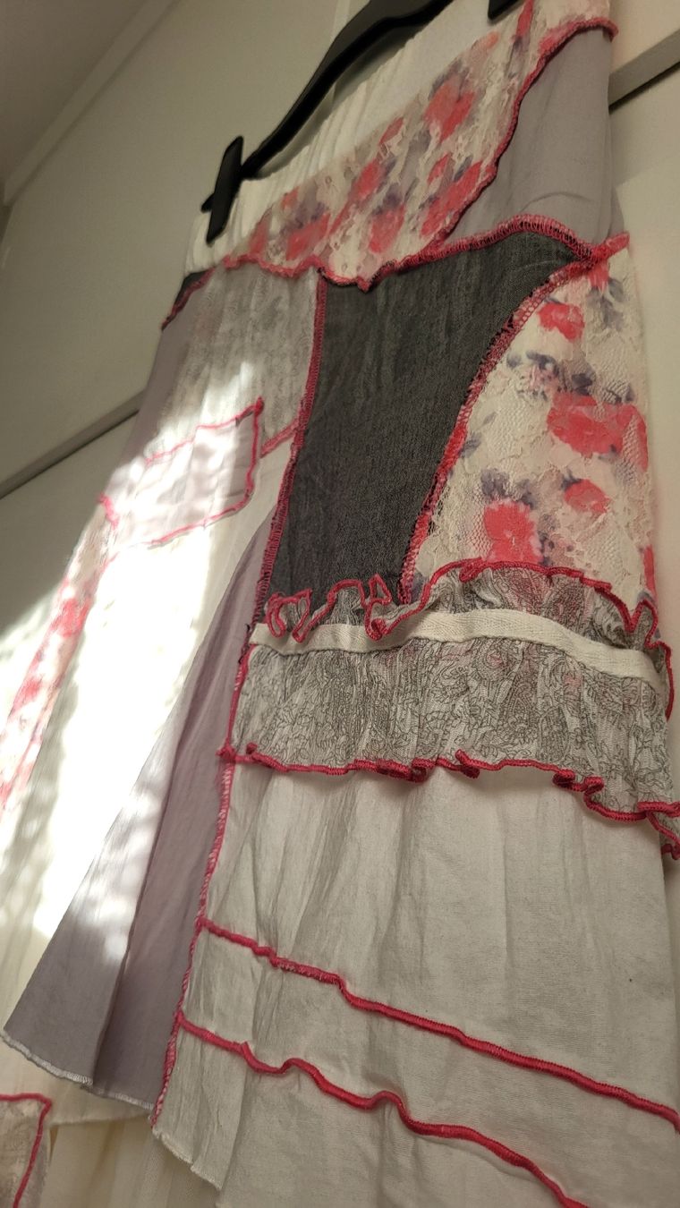 Gonne: Jupe patchwork style bohème taille unique occasion bon état – Nuovo (secondo la descrizione) da Delémont venduto da Bigdog16 2