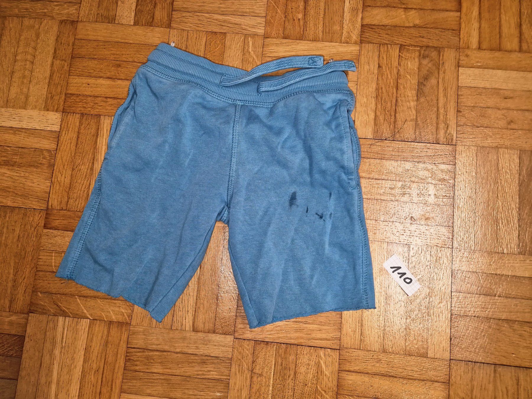 Pantaloni: Kurze Hose 110 – Usato da Stüsslingen venduto da white_angel86