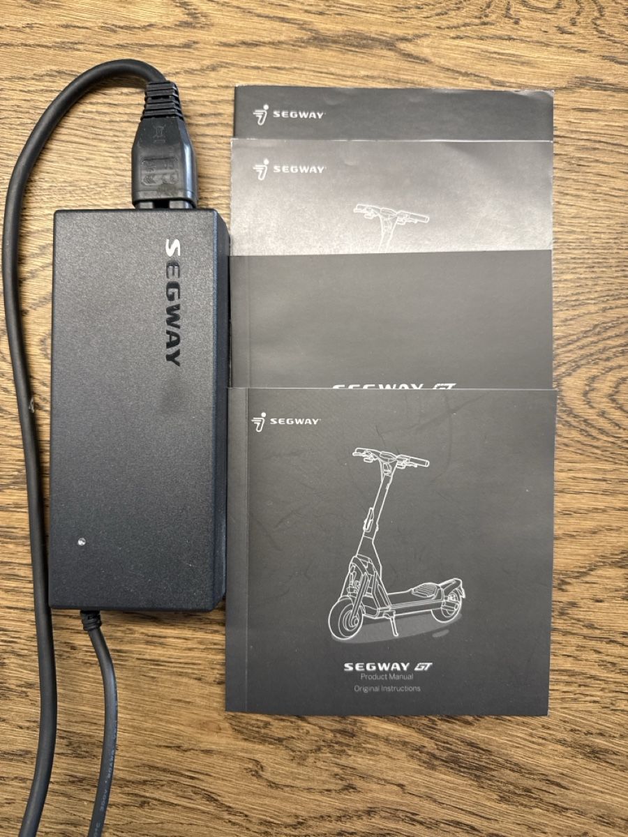 Scooter: Segway Ninebot GT1 Scooter  – Nuovo (secondo la descrizione) da Bülach venduto da Suters0403 8