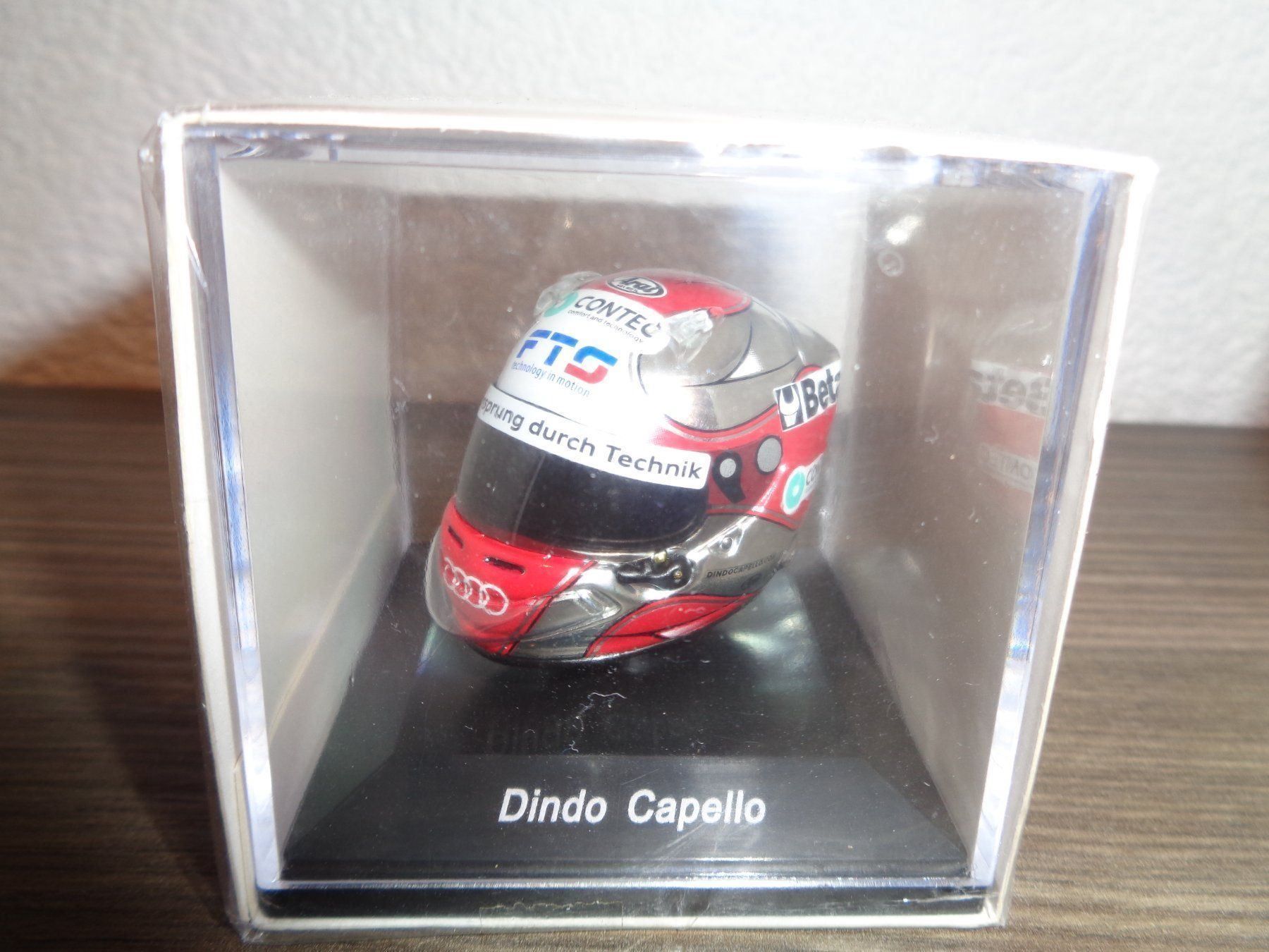 Spark Modellini d'auto: Spark 1:8 Casque Dindo Capello – Nuovo (secondo la descrizione) da Reconvilier venduto da rallycar