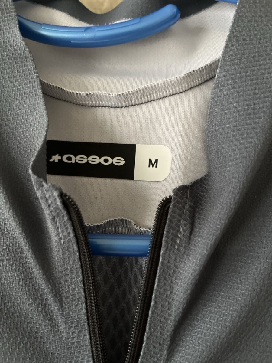 Assos Canottiere & Pantaloni: Assos Trikot Equipe RS S11  – Usato da Rain venduto da swmxman 2