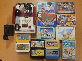 Nintendo Famicom Konsole mit 12 Spielen - Sammlerzustand!