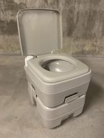 Camping-Toilette mit Spühlung