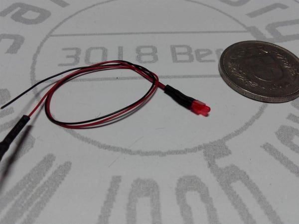 Componenti elettronici: LED rot 1.8mm 2/12V verkabelt – Nuovo (secondo la descrizione) da Luzern venduto da Salefactory 1