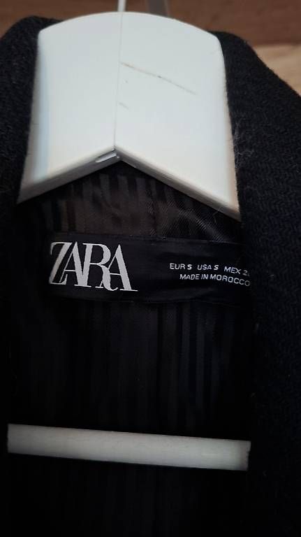 Cappotti: ZARA Mantel – Usato da Mettau venduto da australia2006 1