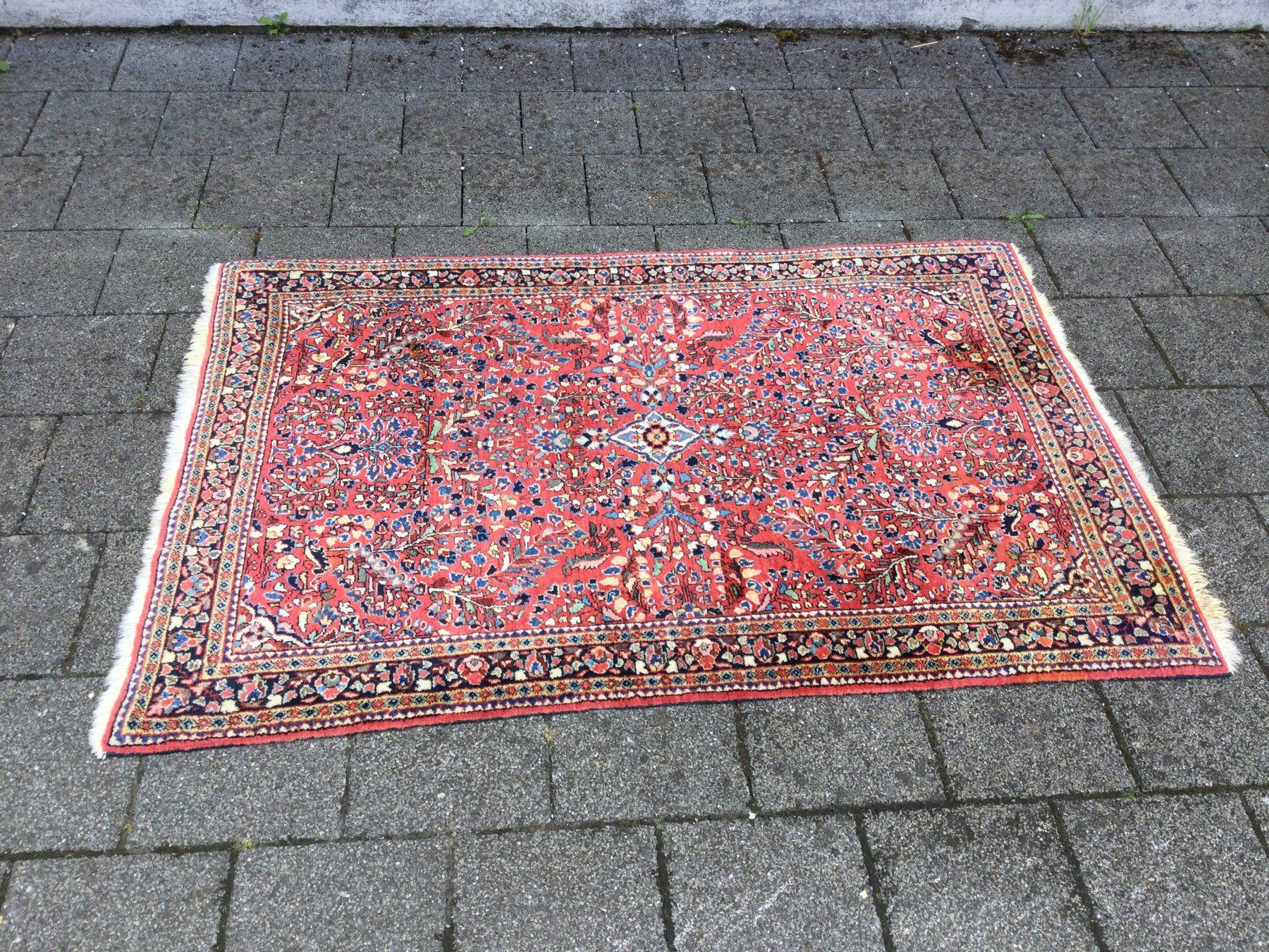 Teppiche: Antiker kleinerer Iranischer oder Perser Teppich – Gebraucht aus Wangen SZ von kuriosum12 1