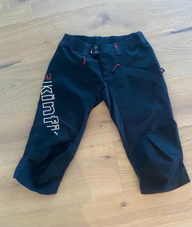 Damen Shorts schwarz Grösse
