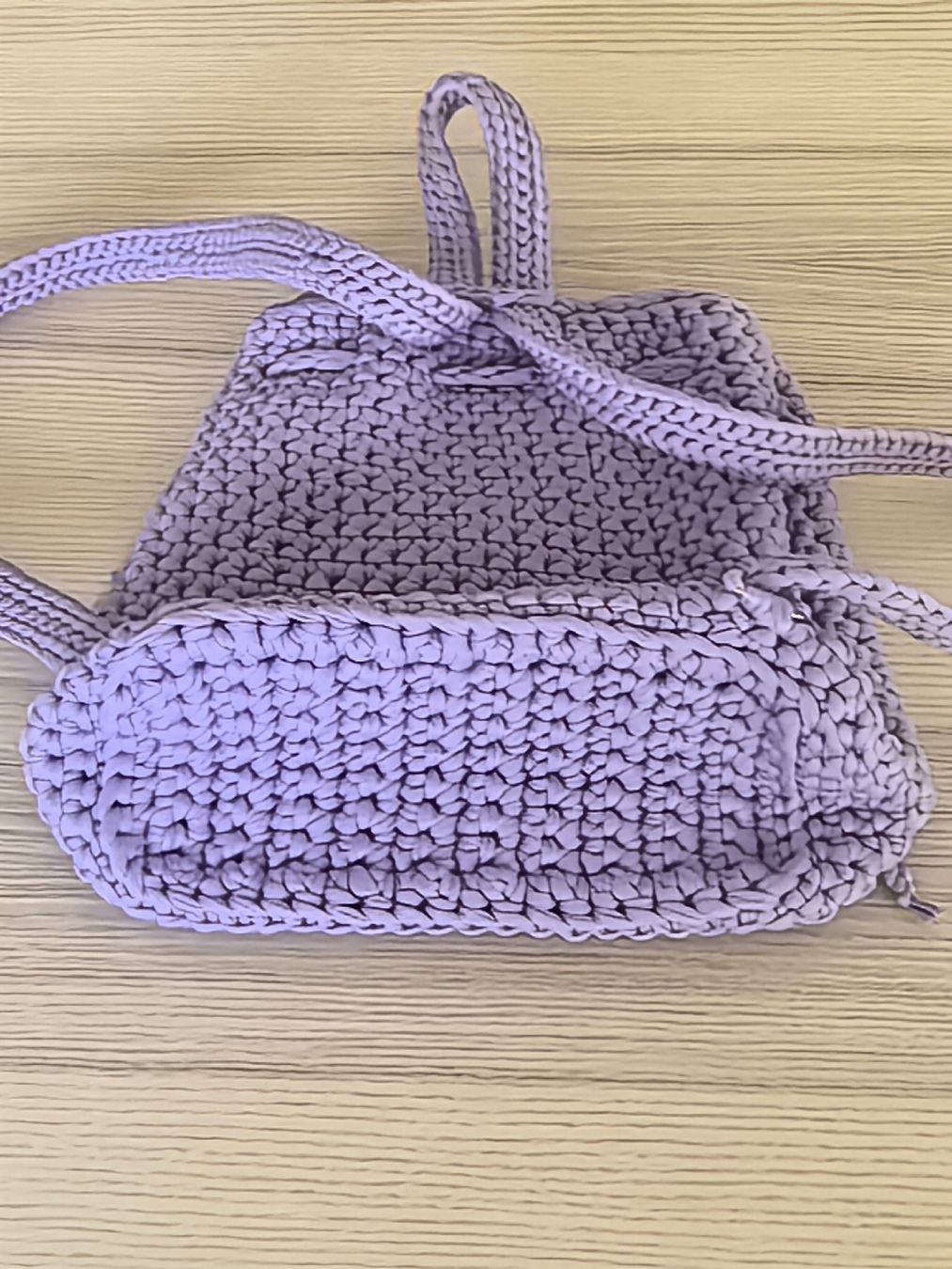Zaini: Handgemachter lila gehäkelter Rucksack – Nuovo e nell'imballaggio originale da Bad Ragaz venduto da AKahlon 2