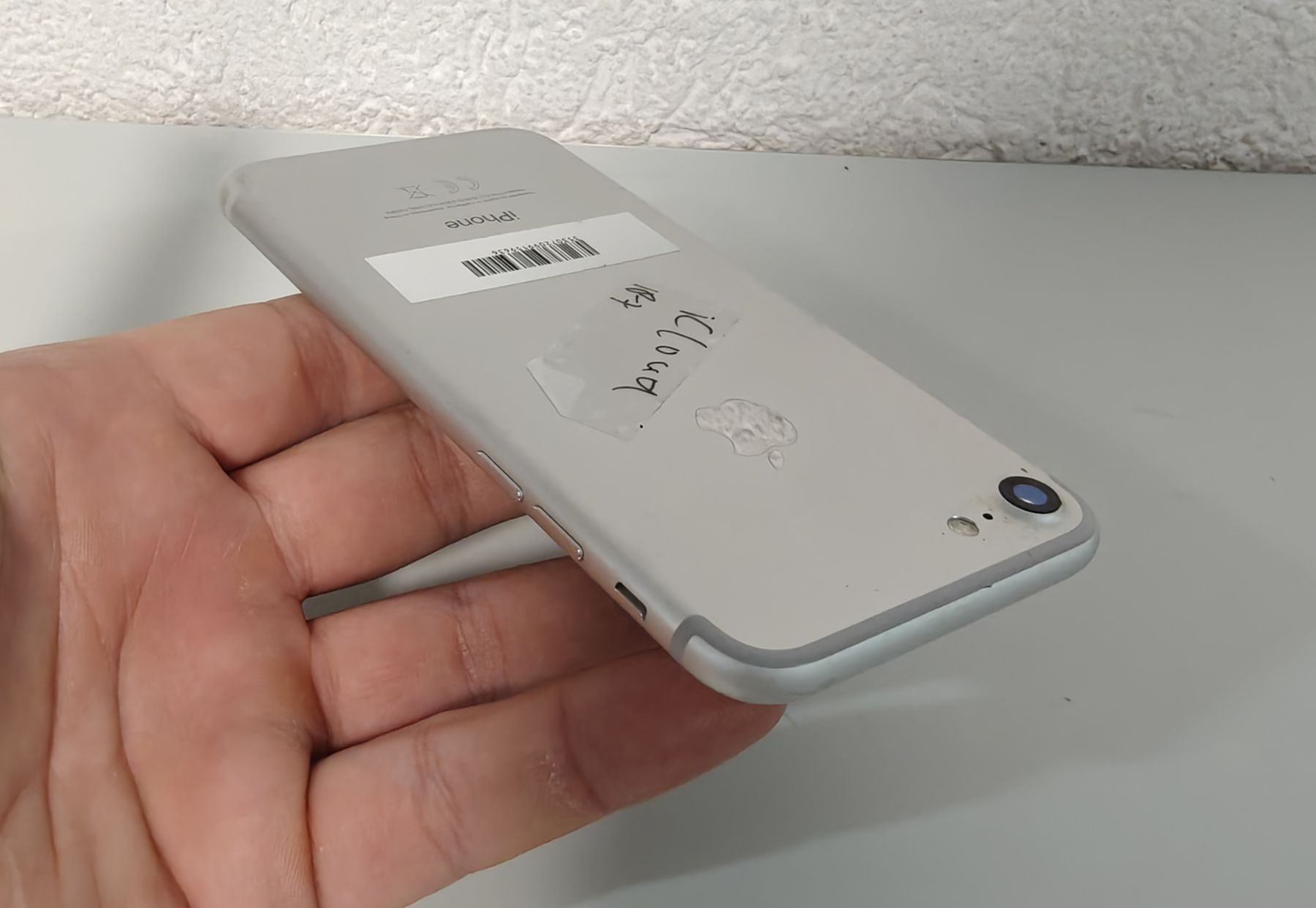 Apple Telefoni cellulari / Smartphones: iPhone 7 Silber – Difettoso da Ehrendingen venduto da Rocky985 3