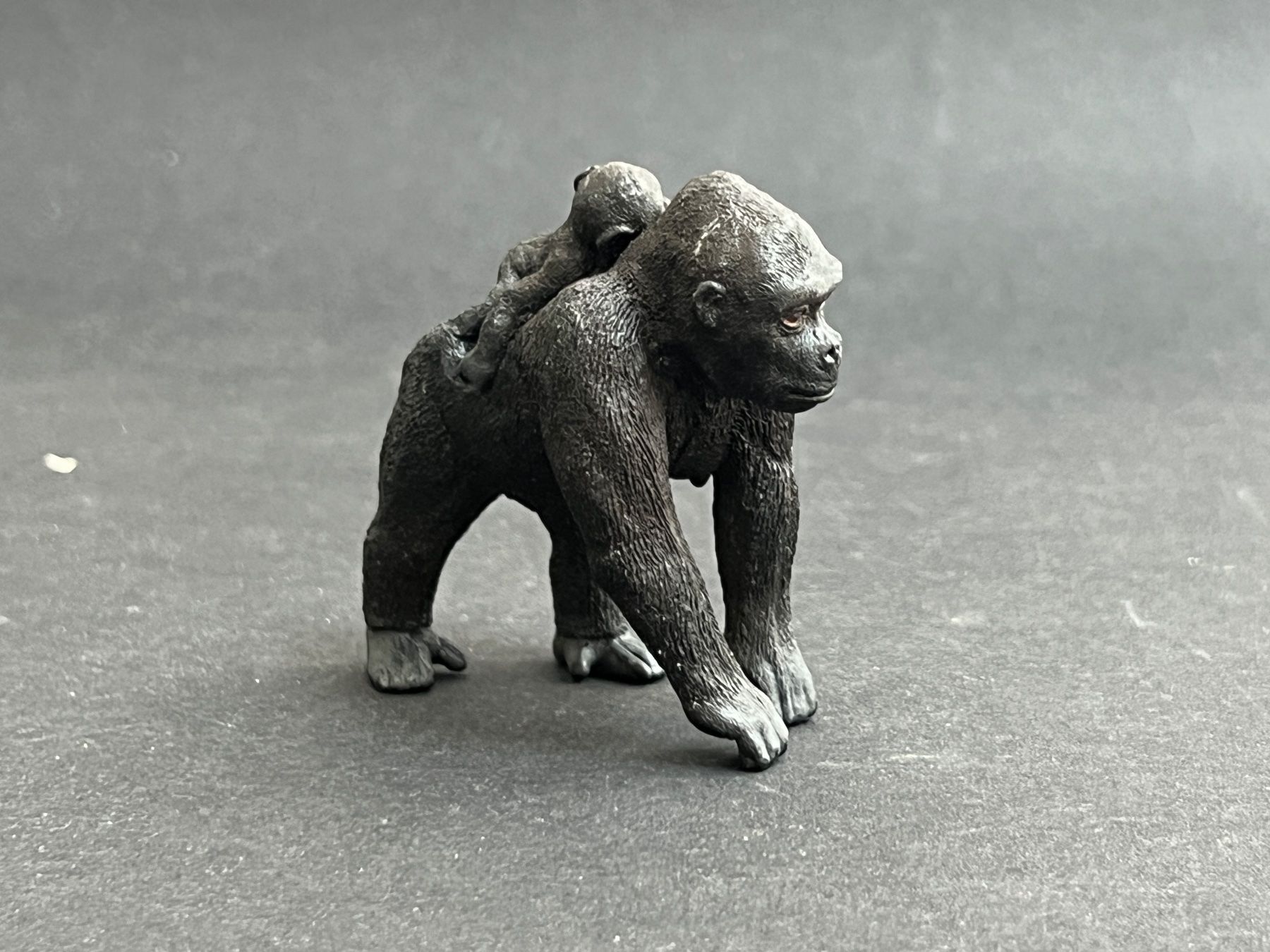 Schleich Statuette: Schleich Affen Affe Gorilla Silberrücken – Usato da Ennetbaden venduto da mapa05 7
