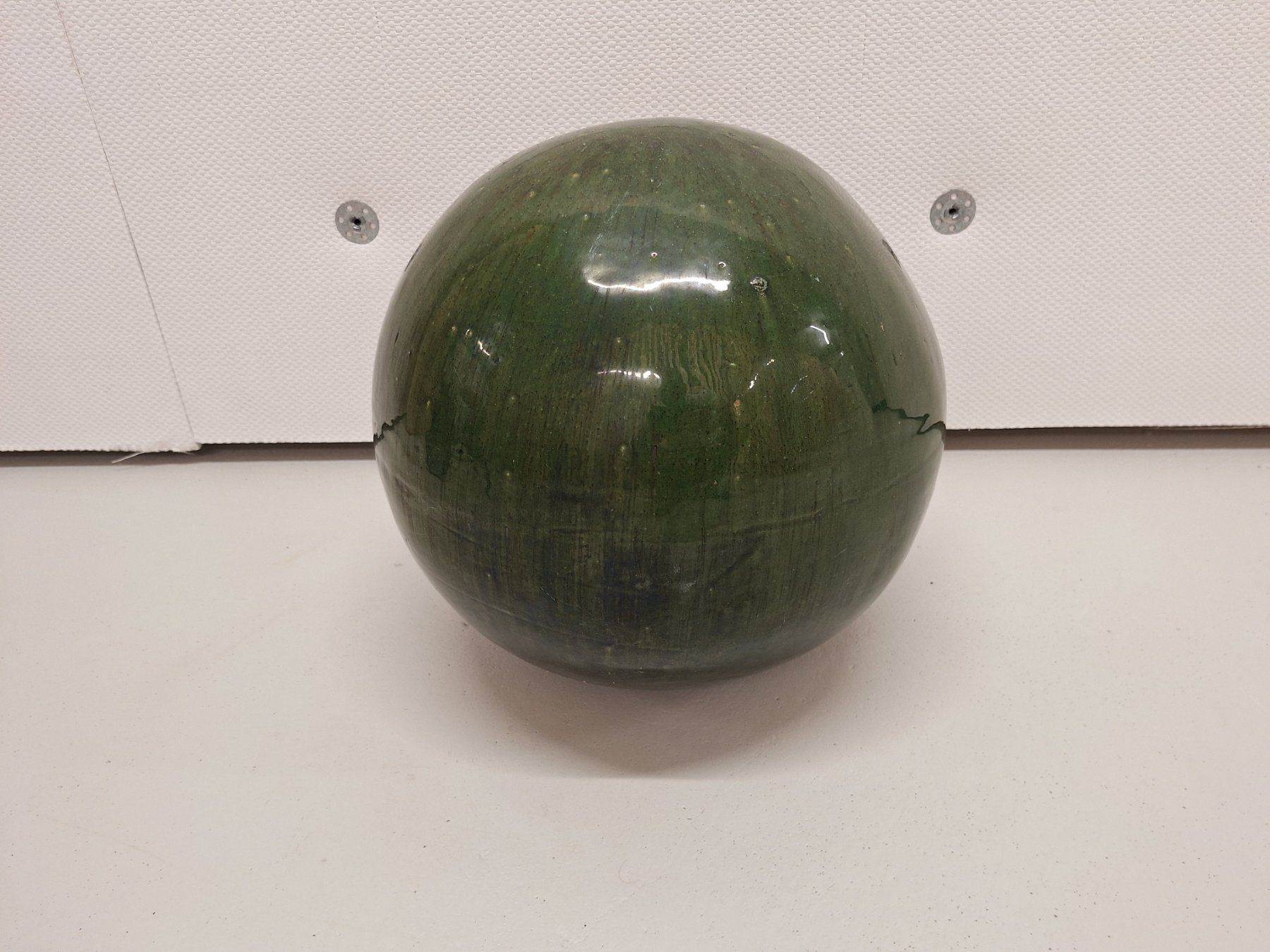 Tutte le decorazioni: Grüne Kugel aus Keramik – Usato da Spreitenbach venduto da misi.m