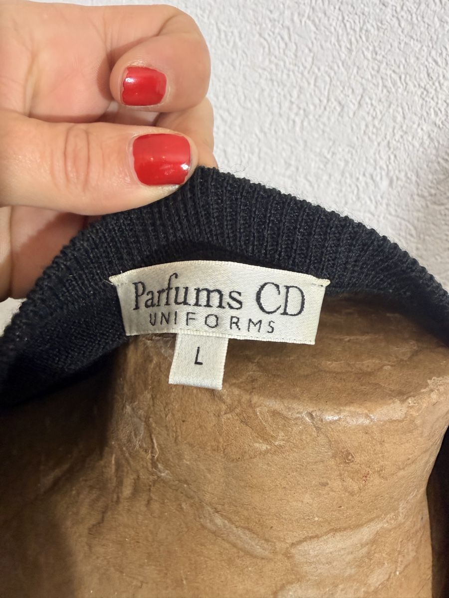 Maglioni & Felpe: Pull-over Parfums CD, noir, détails dorés, taille L – Usato da chamoson venduto da agr_y2m5 1